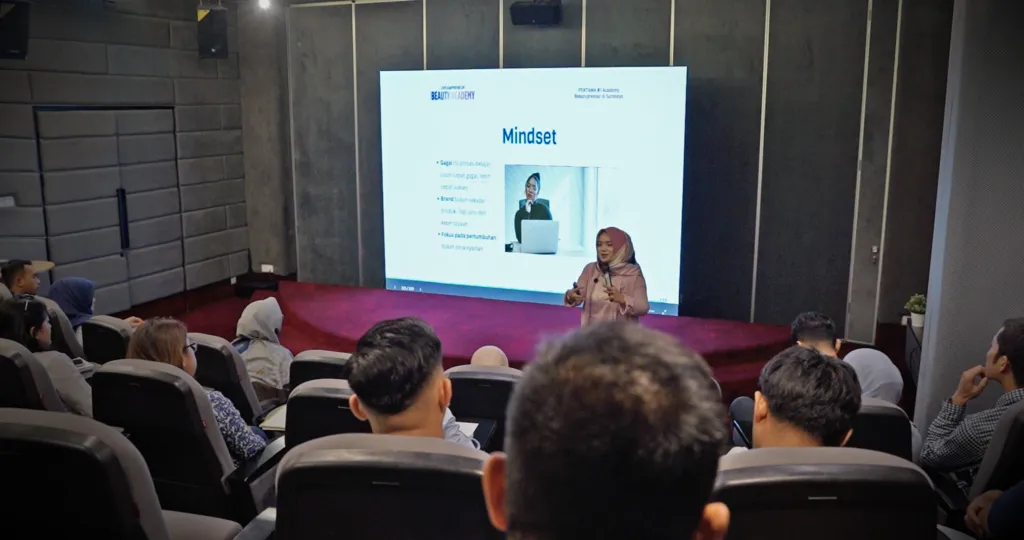 Suasana sesi Dreampreneur Beauty Academy yang digelar Dreamlab — networking dan diskusi praktisi industri kecantikan