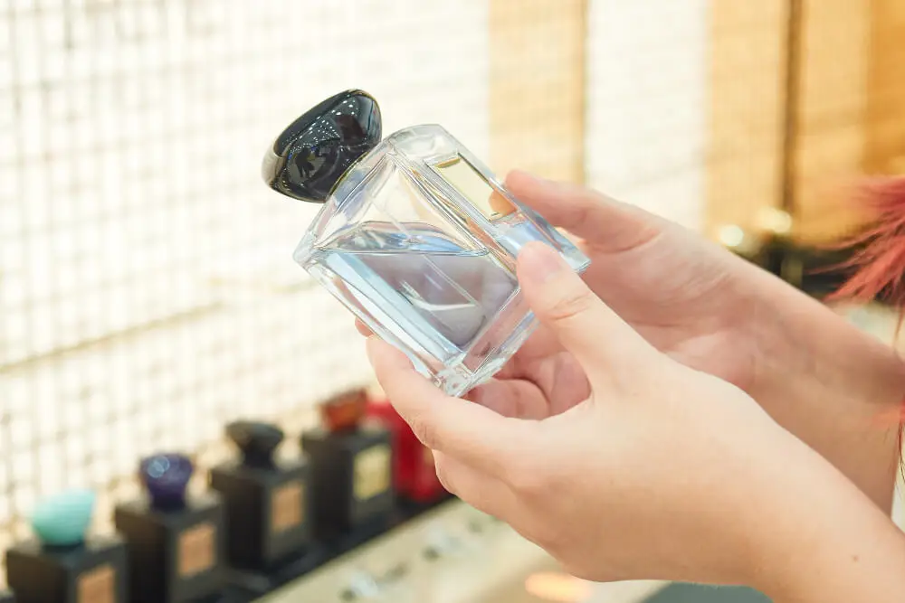 Maklon Parfum BPOM Indonesia Strategi Laris Bisnis Parfum