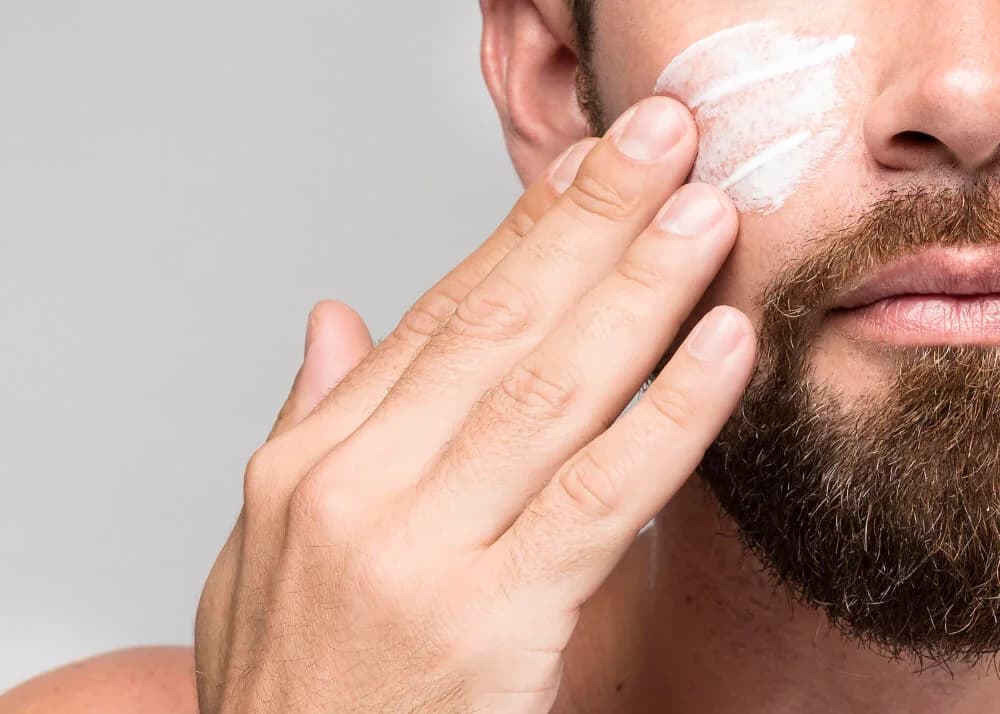 Skincare Pria 2026: 3 Produk Basic + Peluang Bisnis