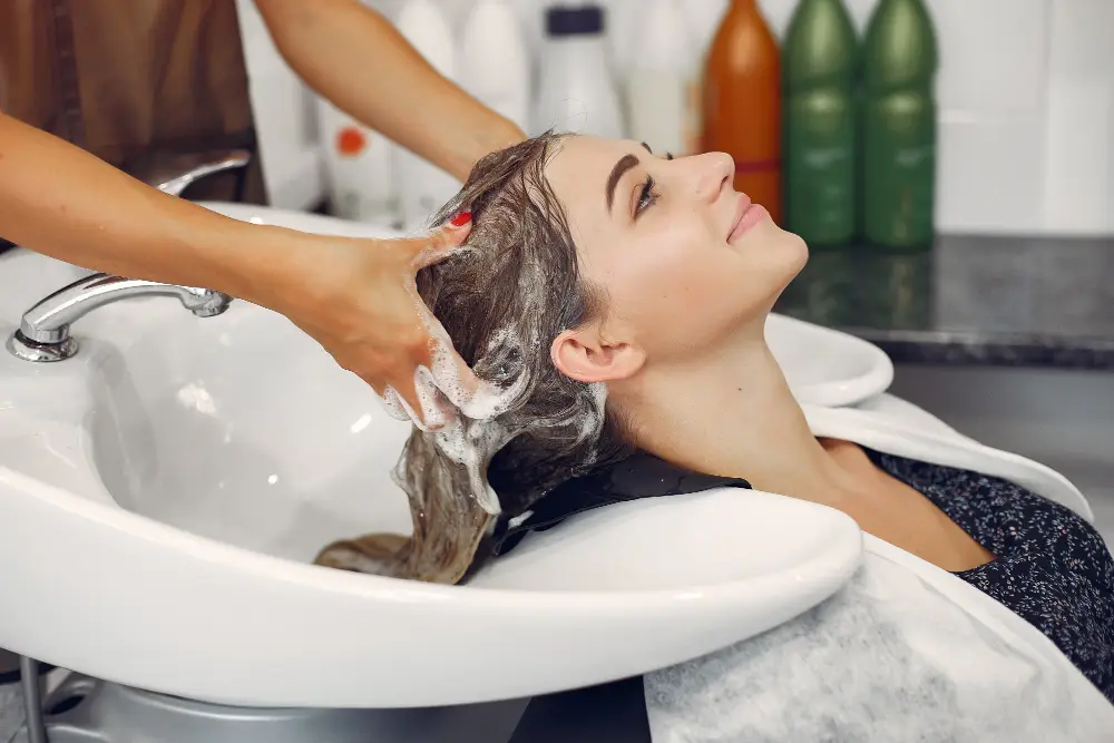 Maklon Hair Treatment Untuk Tingkatkan Layanan Salon - Dreamlab Indonesia Maklon Hair Treatment Untuk Tingkatkan Layanan Salon