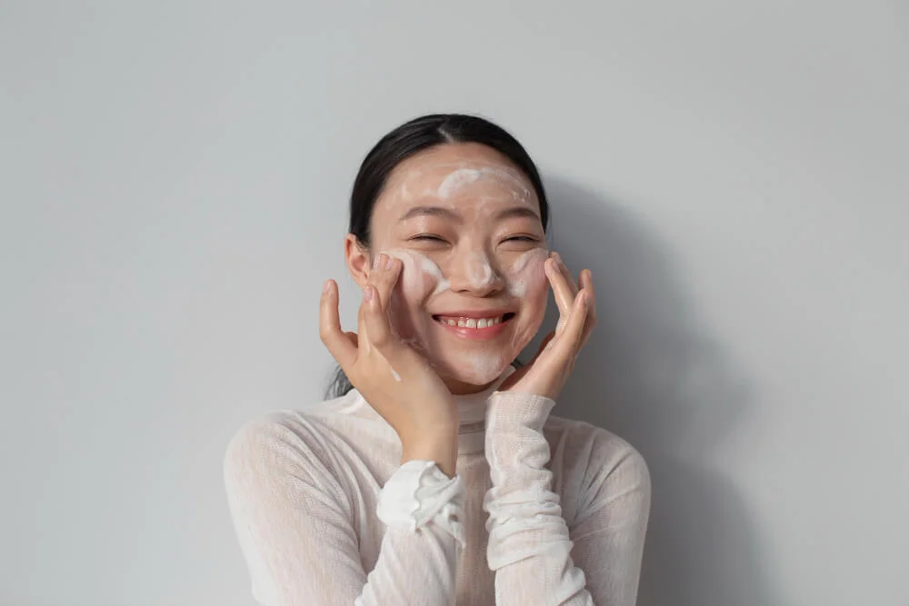 4 Ingredient Wajib di Gentle Facial Wash