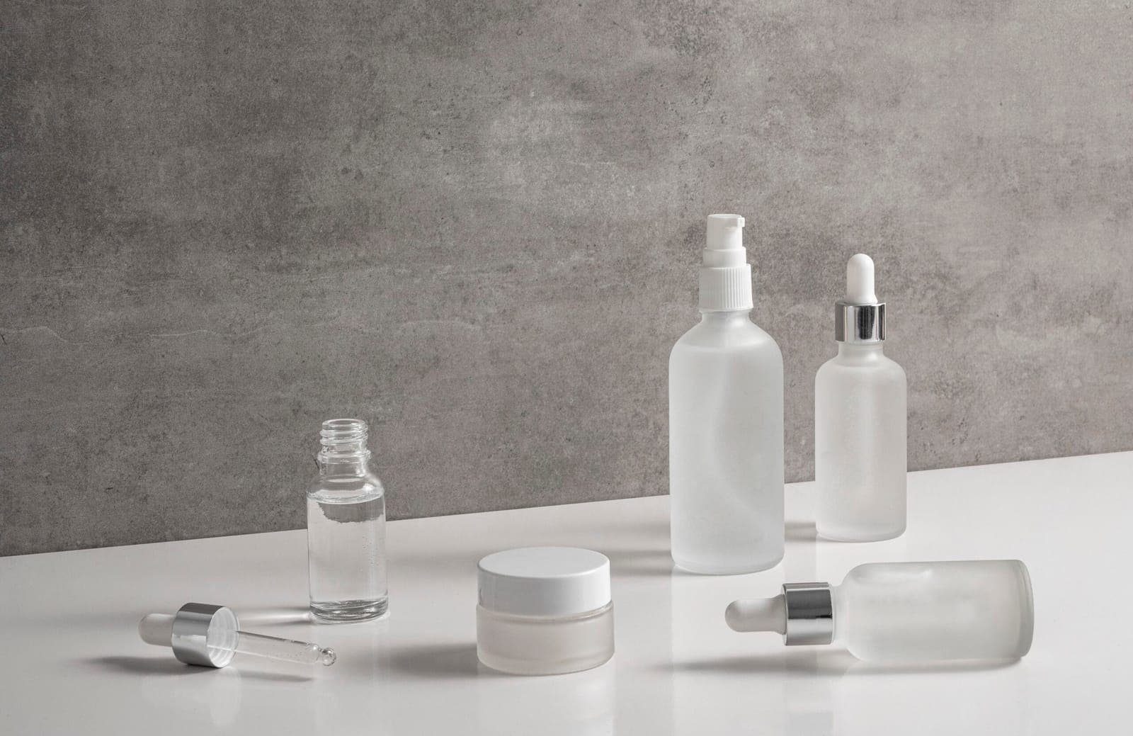 Panduan Maklon Skincare untuk Brand Baru: Biaya, Proses, BPOM & Tips 2026