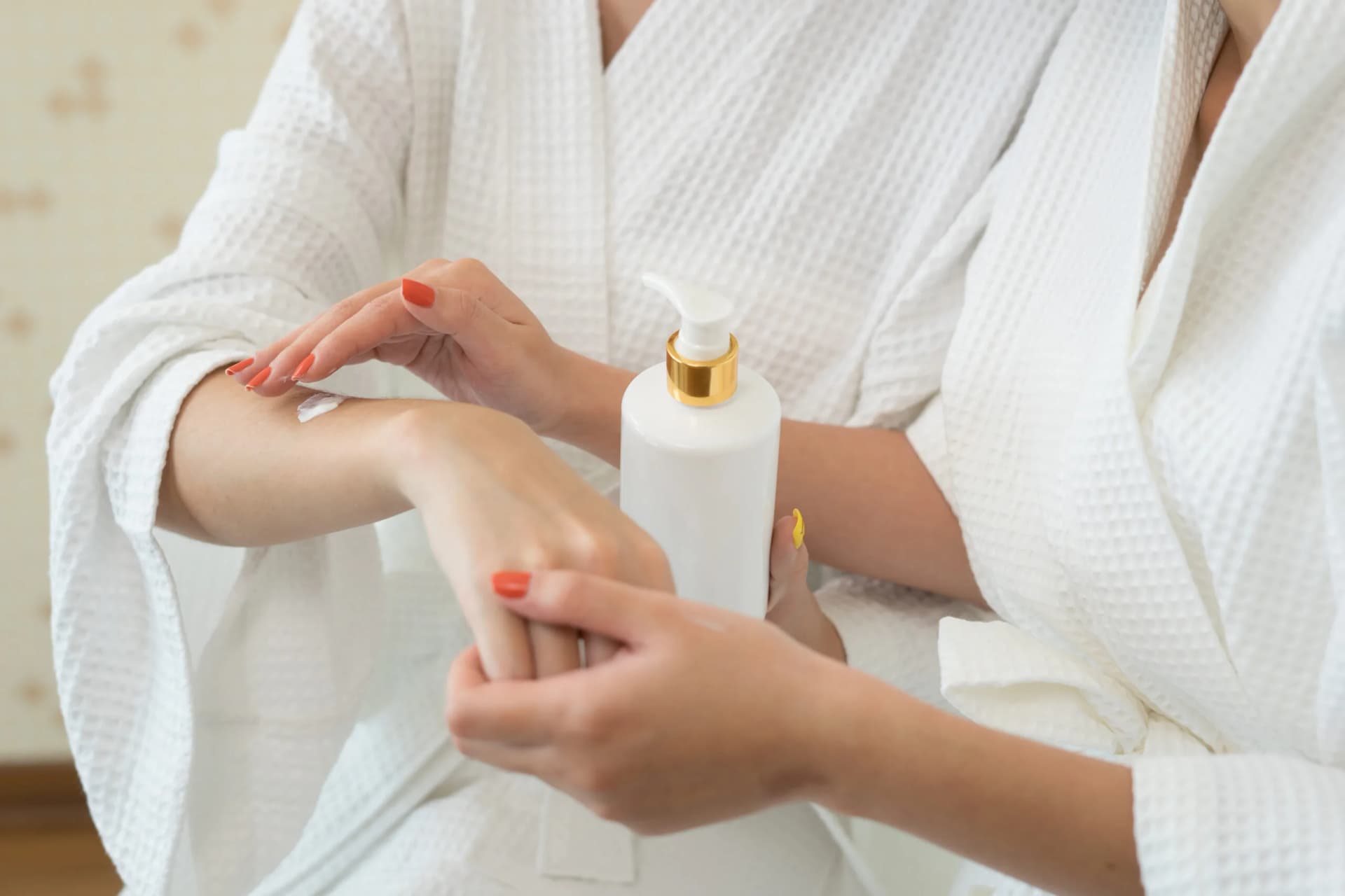 Solusi Bisnis Body Serum AHA di 2025