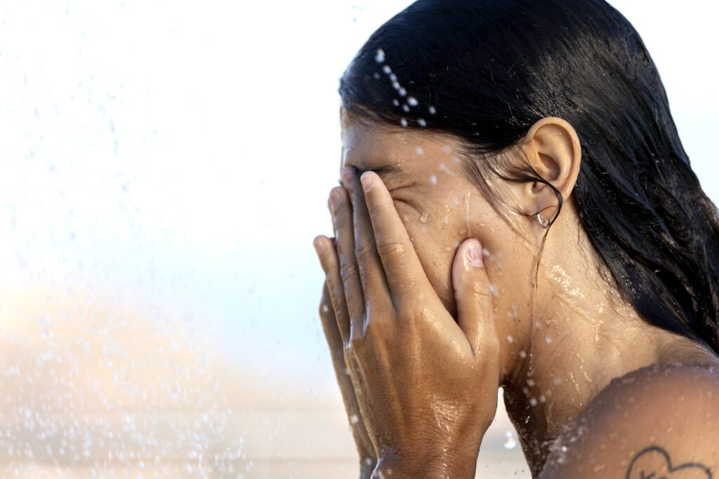 rekomendasi skincare musim hujan